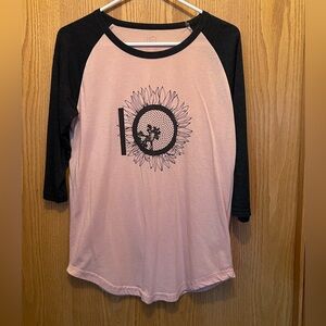 Ten tree, women’s M, tshirt